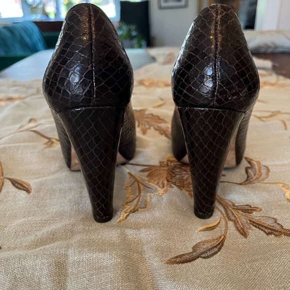 LOEFFLER RANDALL Made in Italy EDITH-W CHOCOLATE WHIPS Closed toe 6 1/2 B - Picture 3 of 6